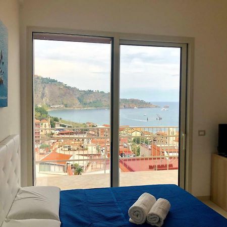 Taormina Wonderful Solarium Lägenhet Giardini Naxos Exteriör bild